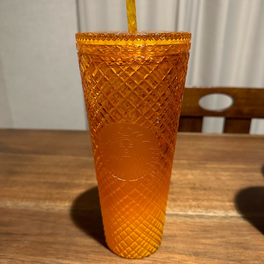 2022 mango orange ombré Starbucks tumbler